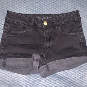 American Eagle Super super stretch size 6 black short